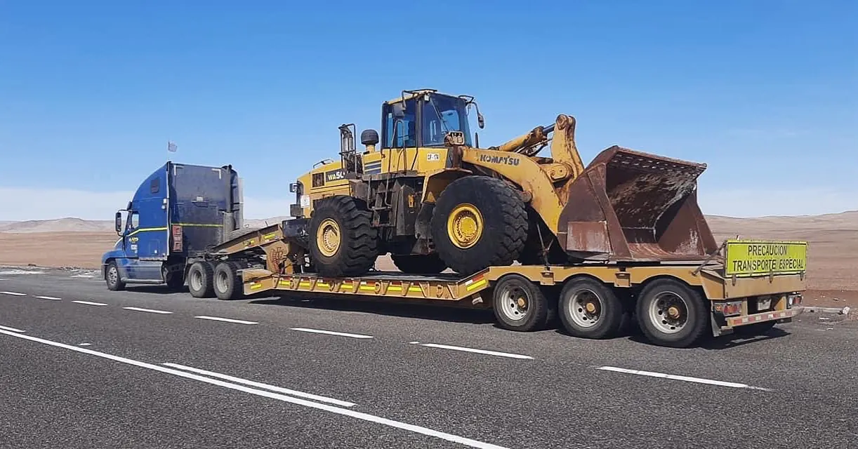 Transporte de maquinaria pesada en carretera